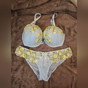 Victorias Secret Dream Angels Lined Demi 38D & panty XL set